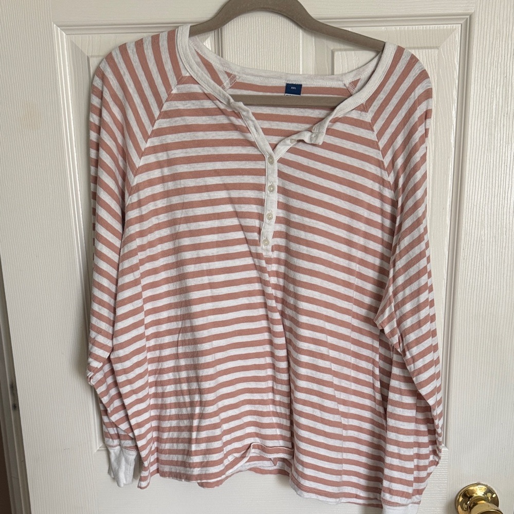 Old Navy White and Dusty Pink Striped Long Sleeve Henley